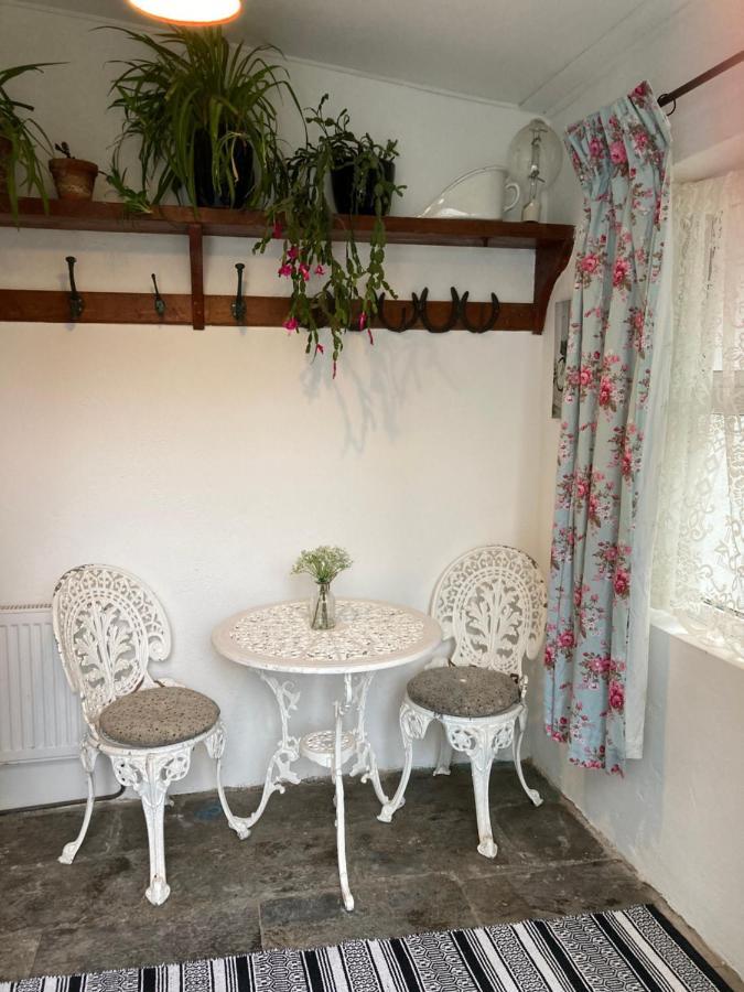 Boss'S Farmhouse Chapeltown Extérieur photo